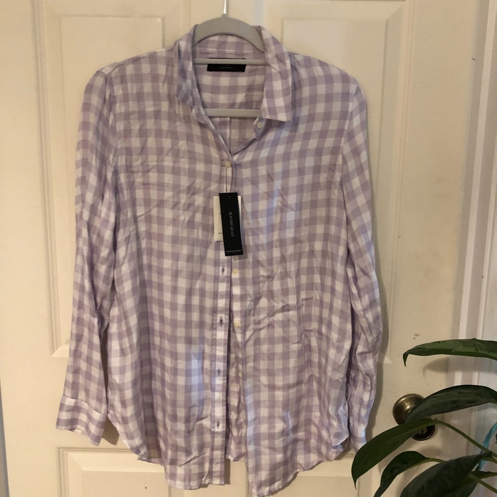Banana Republic Purple & white button down!